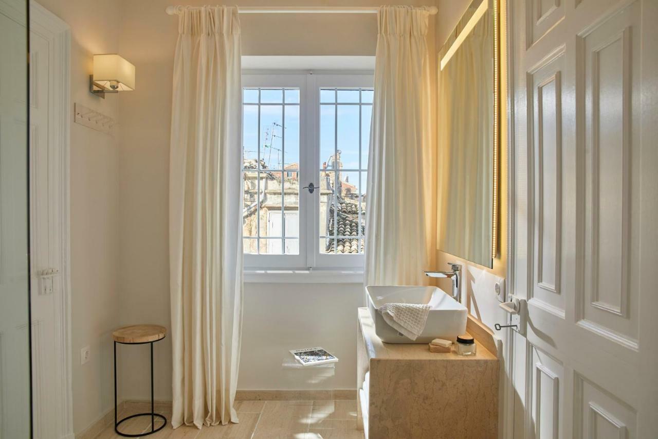 Old Town Luxury Suites 'Princess' Korfu Dış mekan fotoğraf