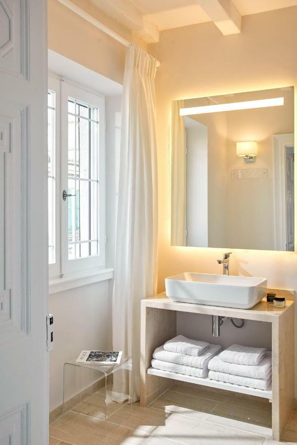 Old Town Luxury Suites 'Princess' Korfu Dış mekan fotoğraf